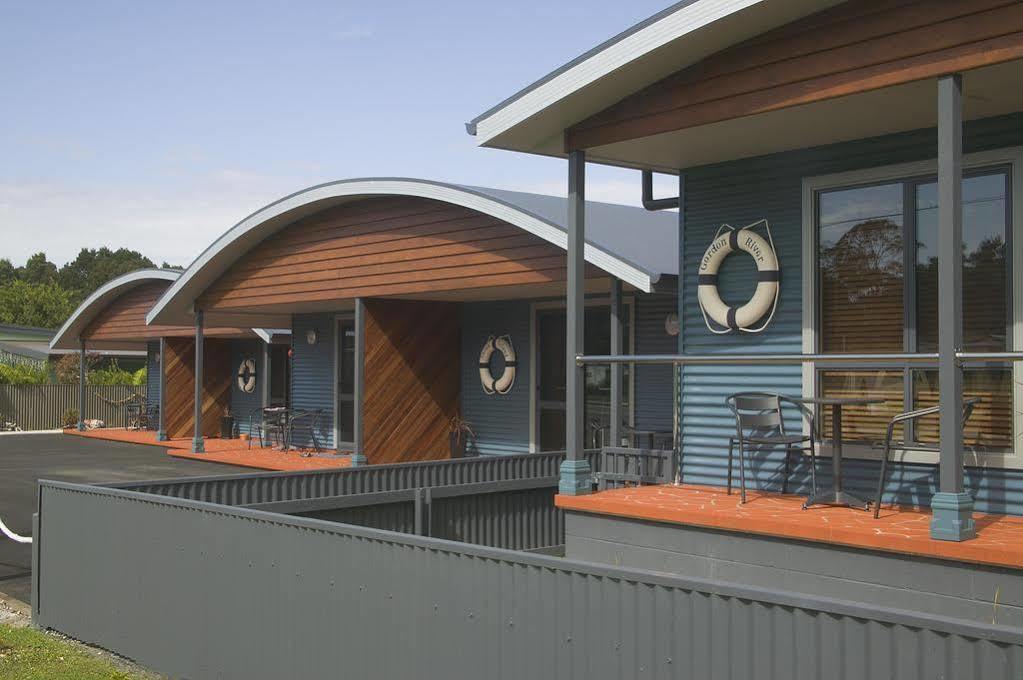 Strahan Bungalows Exterior photo