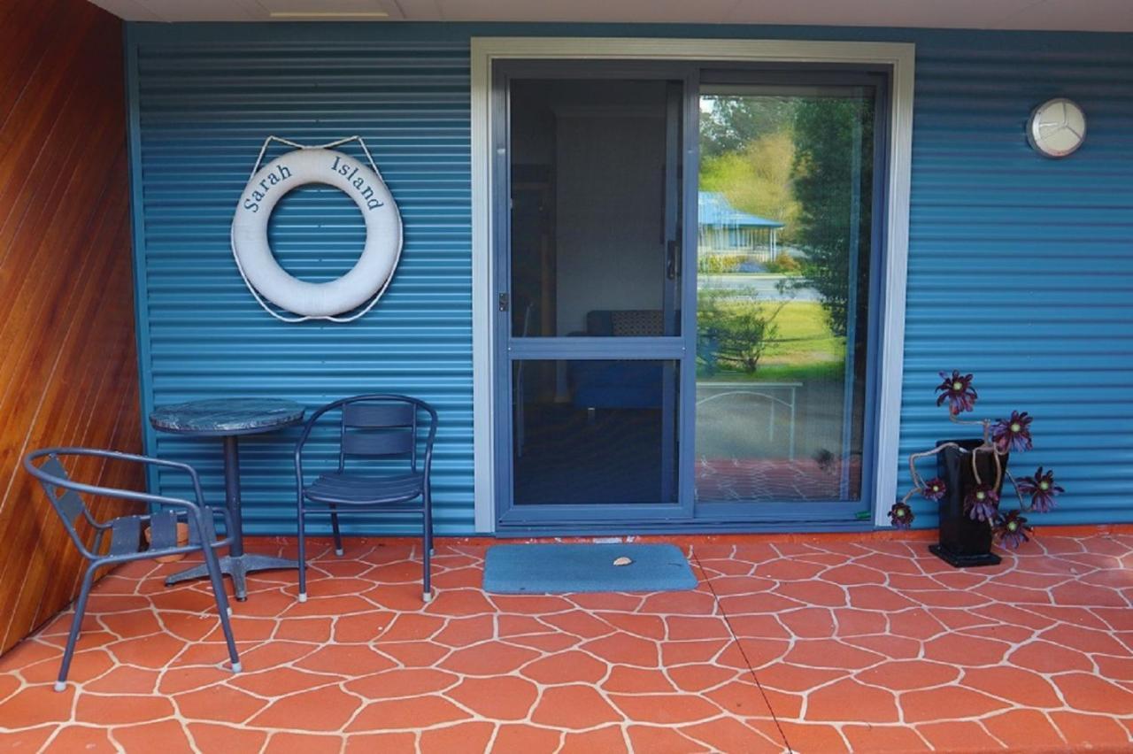 Strahan Bungalows Exterior photo